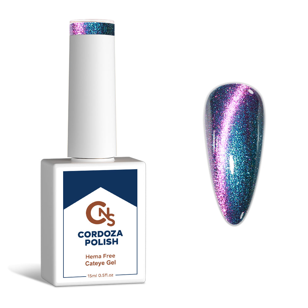 Gus🐂 - CNS Hema Free Cosmic Cateye Gel Polish