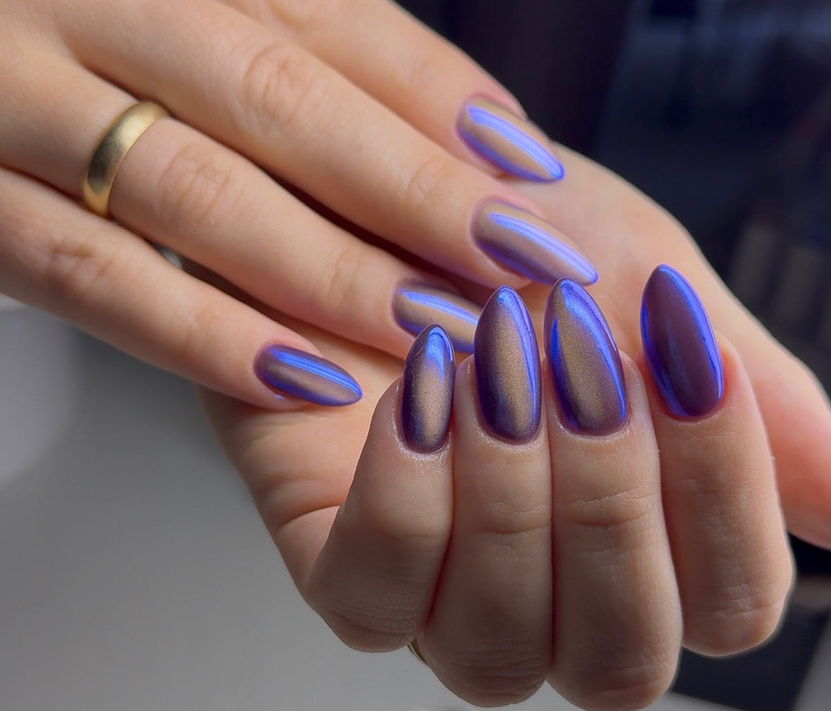 Grape Minds Think Alike Chrome Cateye Gel Polish, HEMA/TPO Free