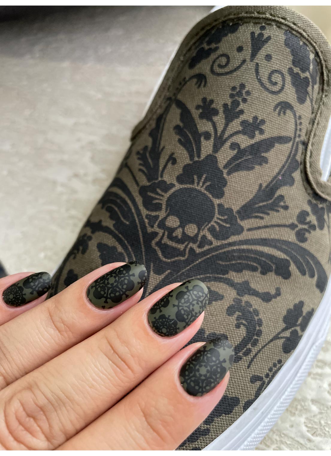 Haunted Snow - Cordoza Nail Supply