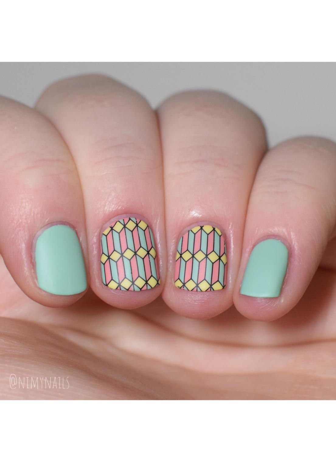 Luxe In Lines - Cordoza Nail Supply