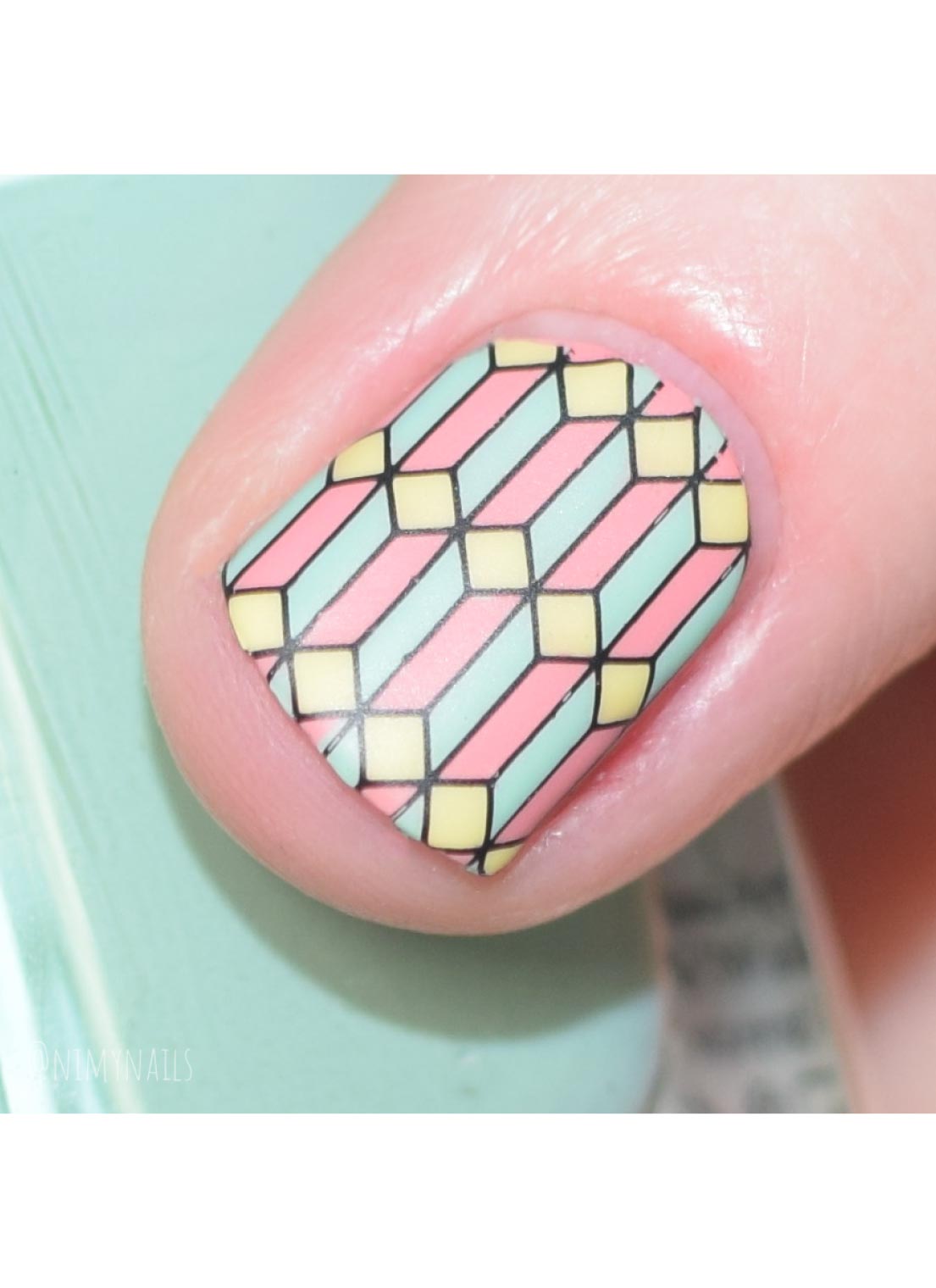 Luxe In Lines - Cordoza Nail Supply