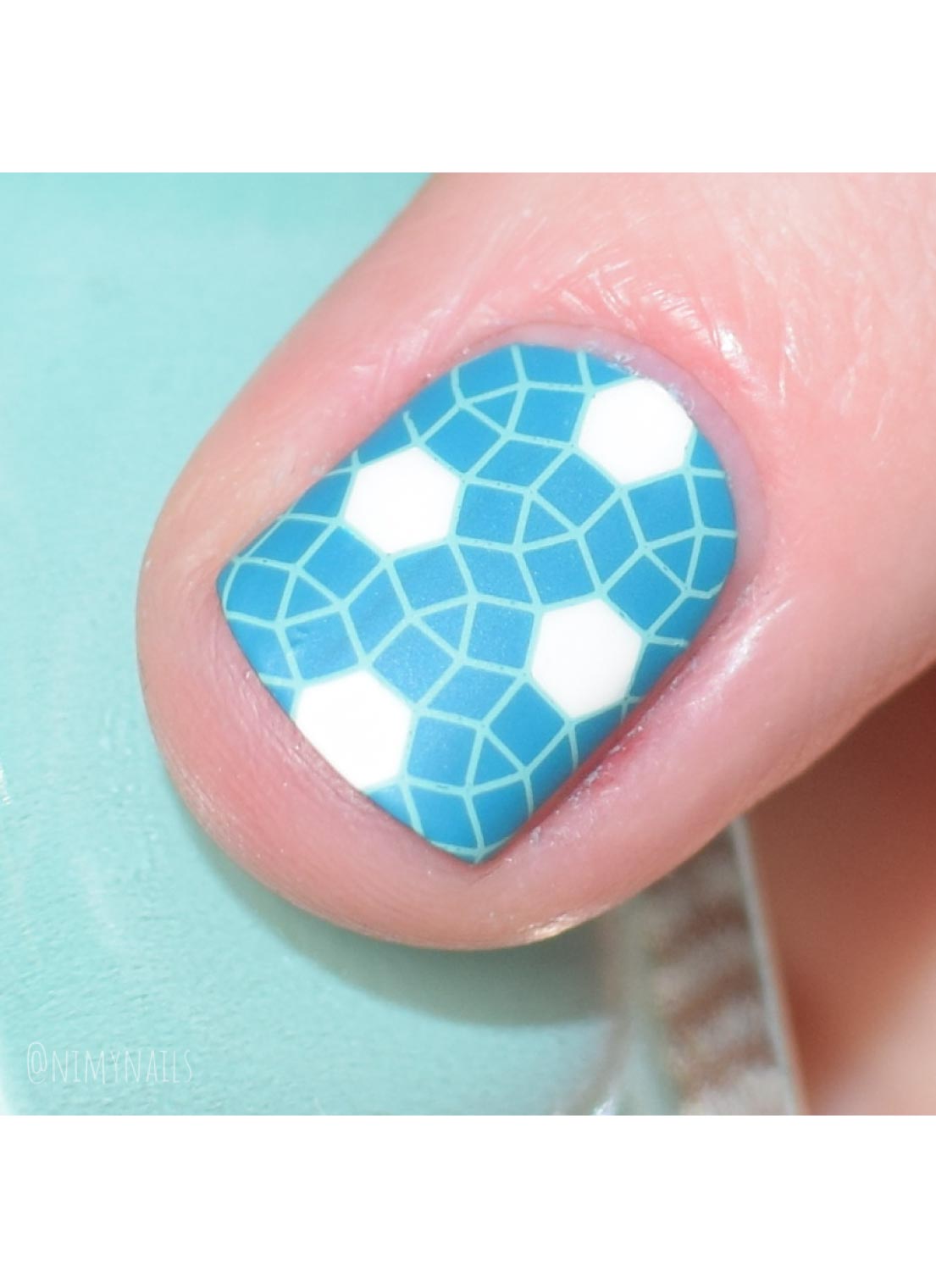 Luxe In Lines - Cordoza Nail Supply