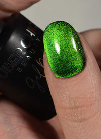 Medusa - Chameleon Cats Eye Gel Polish - Cordoza Nail Supply