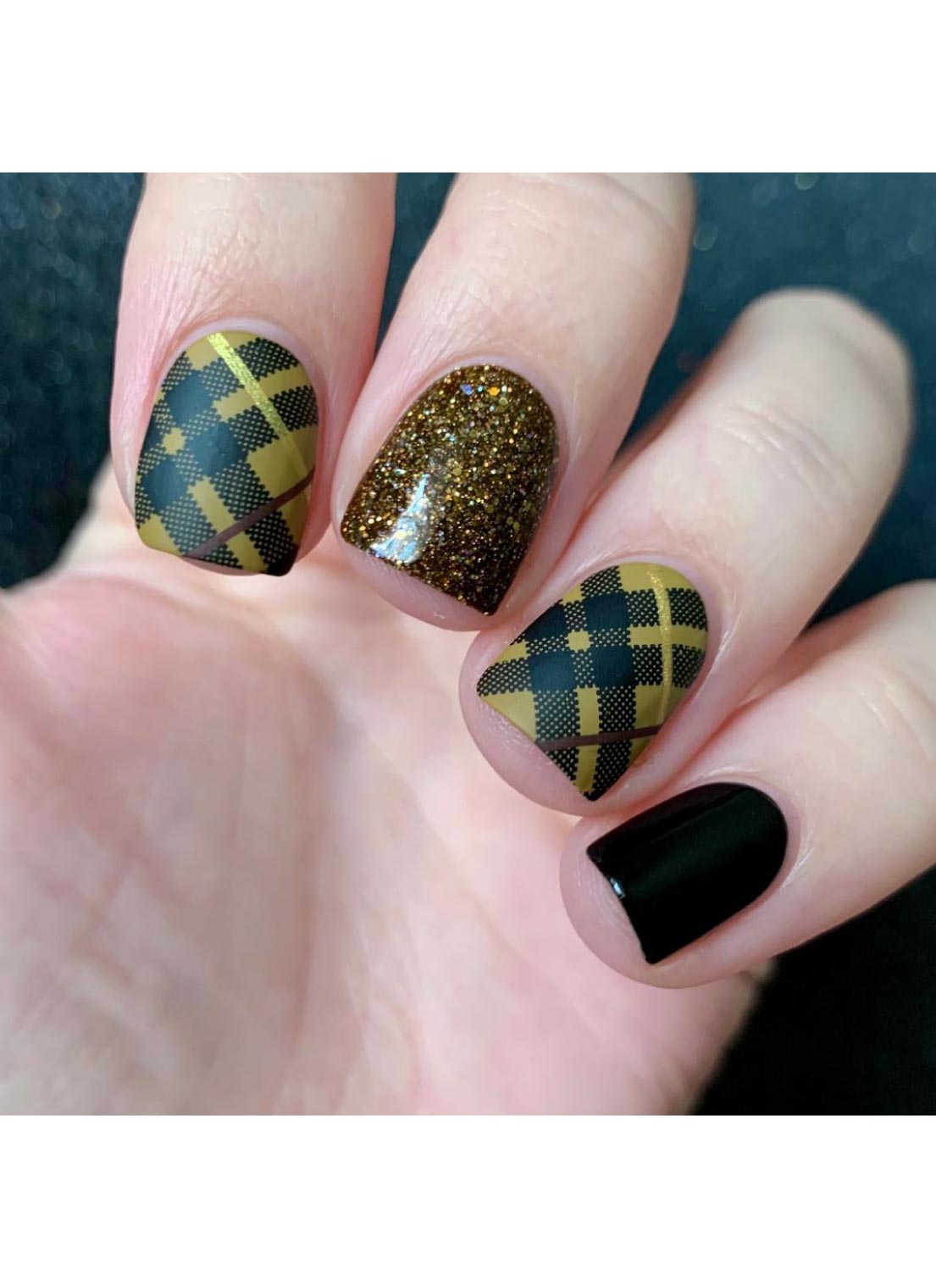 Pretty In Plaid-01 - Cordoza Nail Supply