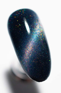 Sapphire Moon- Holo Cats Eye Gel Polish - Cordoza Nail Supply